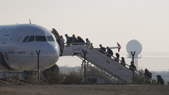 La transición verde se resiste a volar: los biocombustibles como solución a corto plazo para una aviación sostenible